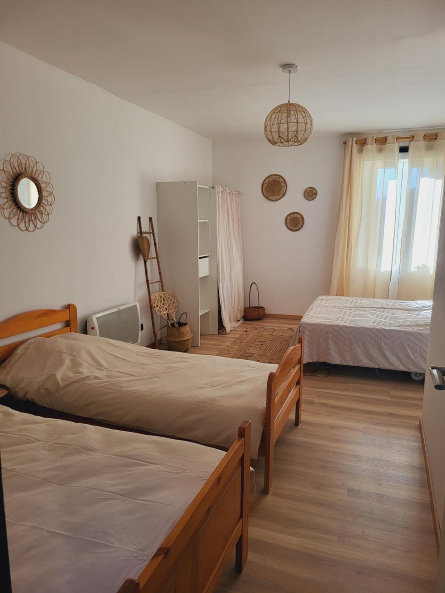 Maison De Village A La Decoration Boheme Jusqu'A 6 Personnes Viviers-lès-Montagnes Extérieur photo